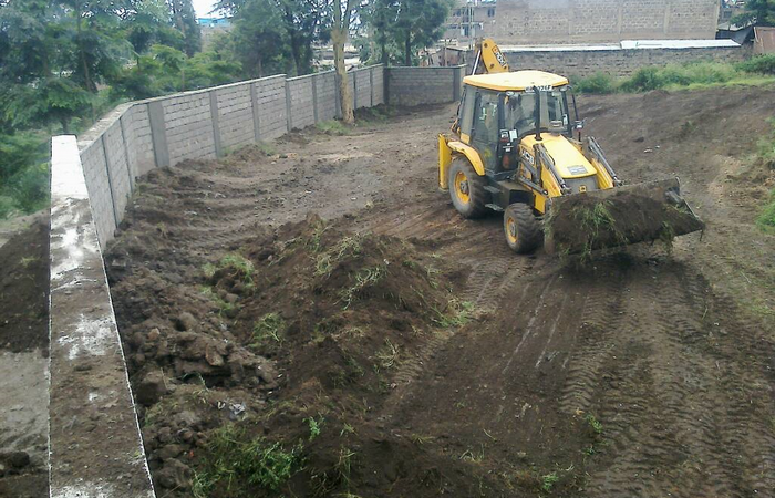 Constructing A Perimeter Wall in Kenya