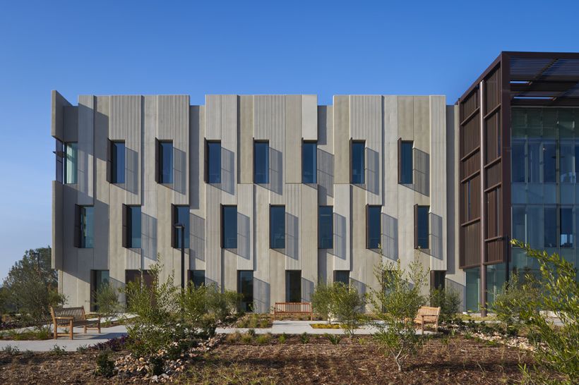 Kenya's Real Estate and Construction Sector Kenya's Real Estate and Construction Sector - Offices Construction